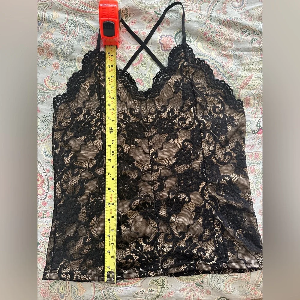 K. Jordan Black Lace Top. Size Large - Picture 3 of 5